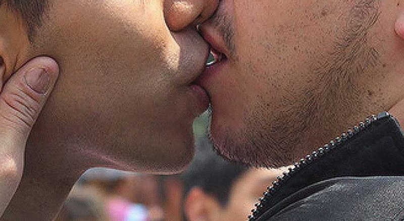 besos-gay
