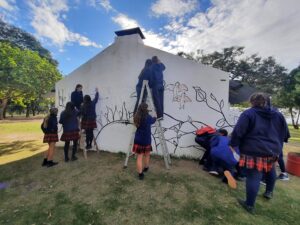 MURAL_