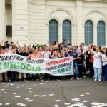 La Intersindical se Manifiesta en Defensa del IOSPER