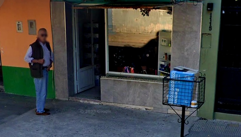 Screenshot_20251013_214618_Maps