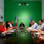 El Gobierno cerró la paritaria estatal con aumento del 15,8% y sumas fijas: los detalles